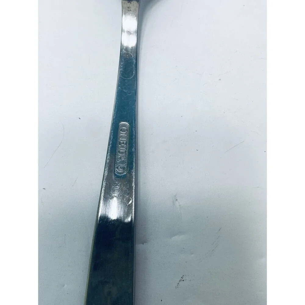 3 Vintage Oneida Gleason stainless steel  Flatware Dinner Soup Spoons 7”